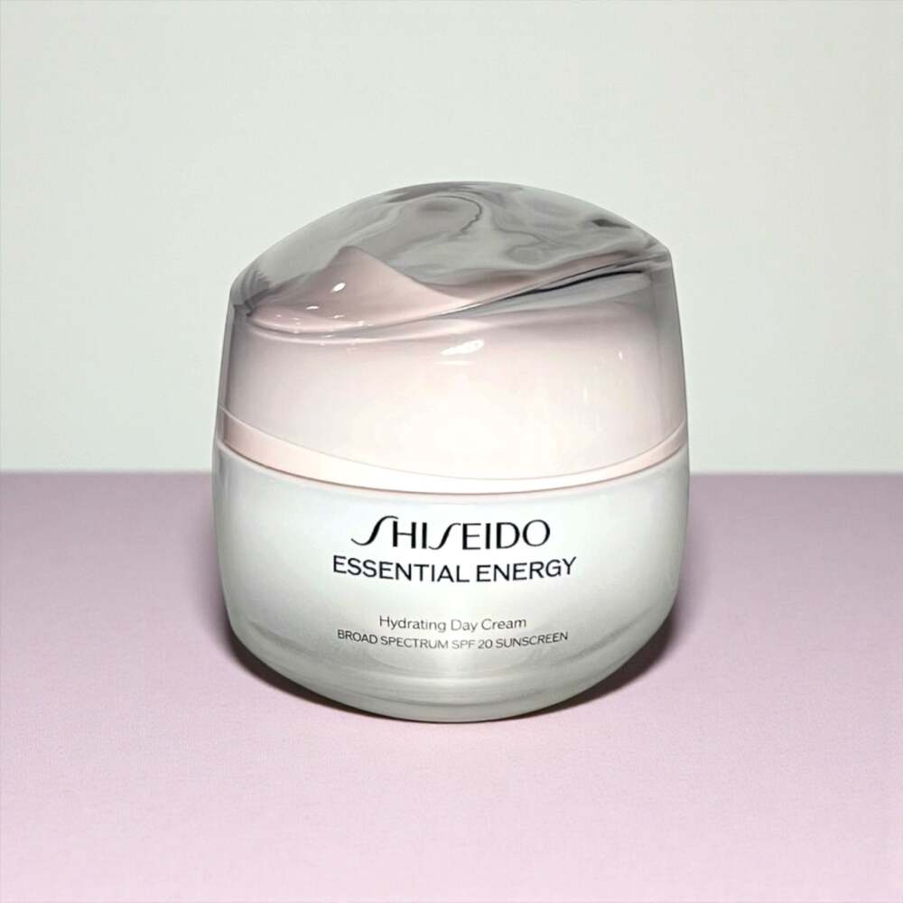 Shiseido Essential Energy Hydrating Day Cream SPF 20, 1.7 oz / 50 ml. NEW